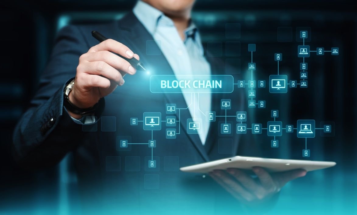 How blockchain-based digital money changes customer experience